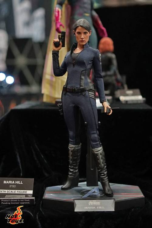 gunjap:  San Diego Comic Con [SDCC 2015] HOT TOYS PHOTO REPORT! No.29 Big Size Imageshttp://www.gunjap.net/site/?p=260137  Dude that Han Solo and Maria Hill are dope!