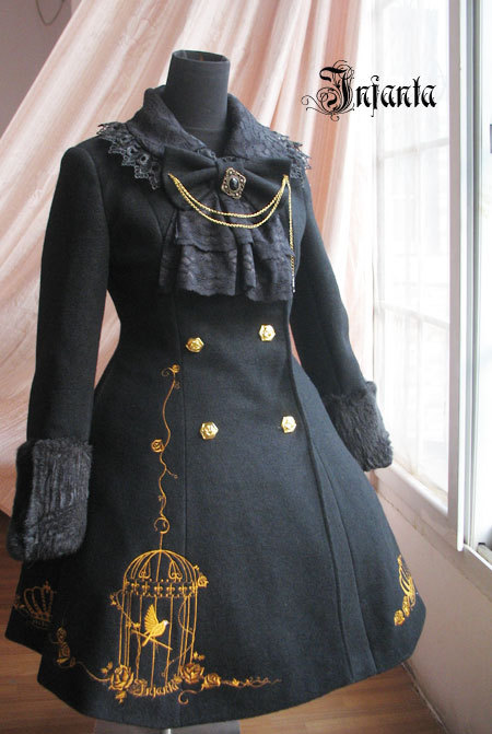 novas-grimoire:  seraphica:  Infanta - Coats  I want the red one. Though I’d be