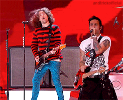 crvptozoology-archive:favorite live performances (2/?): fall out boy - the phoenix (victoria’s secre