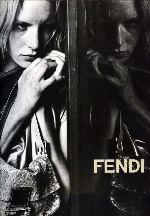 jinxproof: Kirsten Owen | Fendi (1998)ph. Karl Lagerfeldrocketqueen scan/bzn