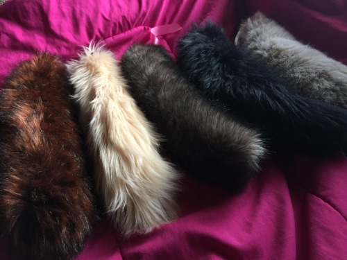 kxttensplaypen:  okay, here’s my kittensplaypenshop collection!  starting with the first picture, from left to right, i have an 18″ cat tail in rust, an 18″ cat tail in honey, an 18″ cat tail in brown fox, an 18″ fox tail in black, and an 18″