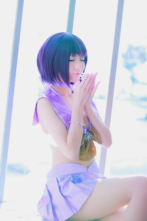 hontai:  scandalousgaijin:  Sailor Saturn - Kasyou Rosiel  Get this Sailor Moon Swimsuit Set!!! Disc