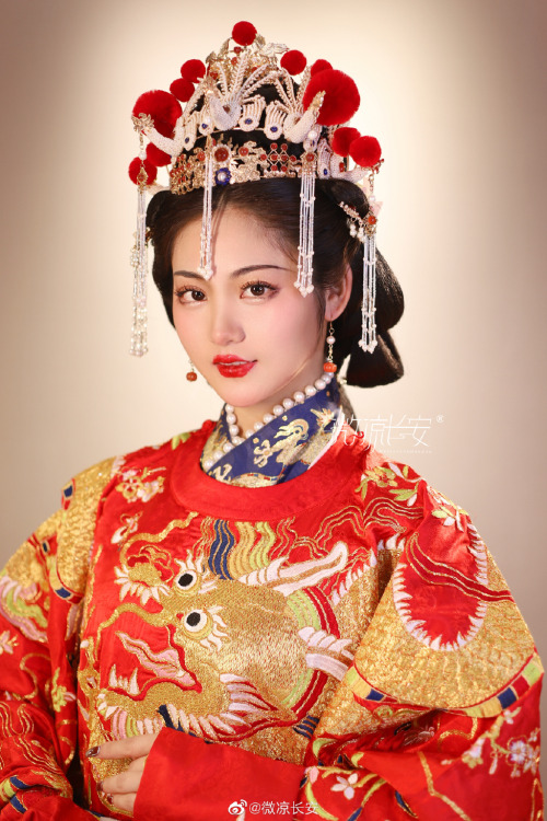 chinese wedding hanfu by 微凉长安