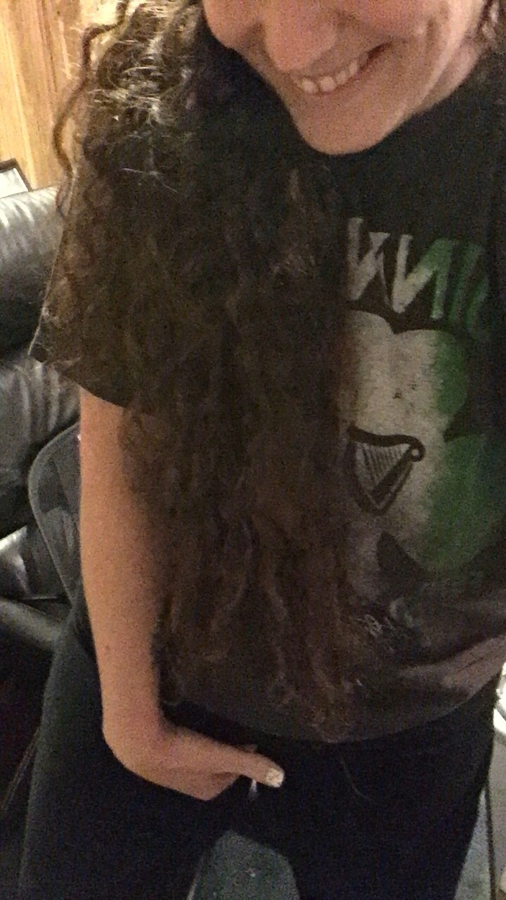 jigglybeanphalange:  I’ve been naughty flashing you! Punish me by smacking my big