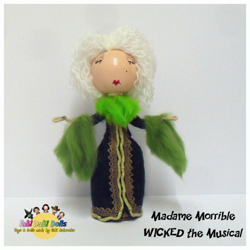 4  more WICKEDly new dolls - Something Wooden this way comes with our Fiyero, Chistery, Morrible and