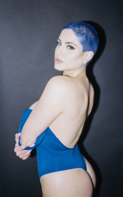 sarahehsani:  True blue 💧