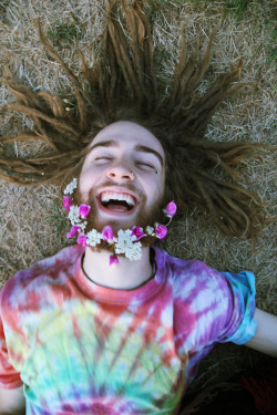 filthy-hippie-vibes:  dayzea:  Got alotta love for this flowery soul :)  So much laughter! 
