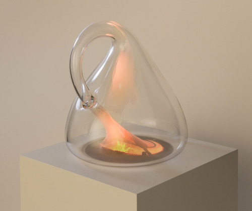 softpyramid:Gary HillKlein Bottle with the Image of Its Own Making (after Robert Morris), 2014Mixed 