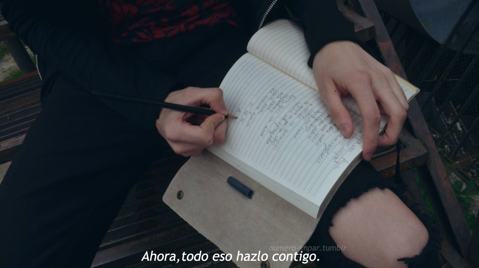 more-smiles-and-cry-less:  numero-impar:  aveda que dijo:(  👏👏👏