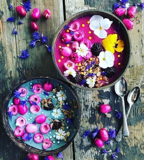 This has to be the prettiest breakfast I have EVER seen!! @the_sunkissed_kitchen#breakfast #aciabow