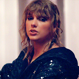 tswiftys:I don’t wanna touch youI don’t wanna beJust another ex-loveYou don’t wanna see