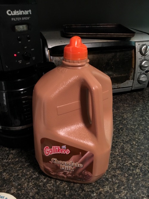 shinespike:weedmeowth:my 19 yr old brother puts sports bottle lids on his chocolate milkthank you fo