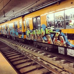#Metro #Graff #Graffiti #Buenosaires #Argentina #People #Time #Nice #Cool #Art? #Great