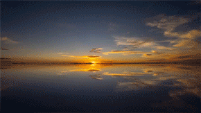 sizvideos:  Reflections from the sea salt of UyuniVideo