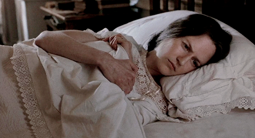 juliannemoores:Mrs. Dalloway said she would buy the flowers herself.The Hours (2002)
