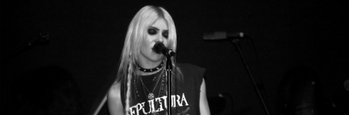 recklessicons:headers tay momsen shows b&w © tprlequina