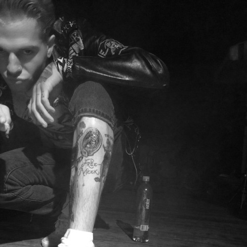 olddirtytshirt:  👼 #FREEMEEK 🙏 