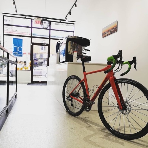 collectifparleecycles: A few reasons to pay a visit to Hors Categorie 2.0 : Parlee, their knowledge 