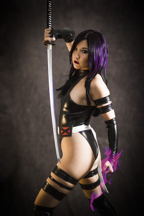 Photo by www.facebook.com/RaymondMadambaPhotographyCosplay by www.facebook.c