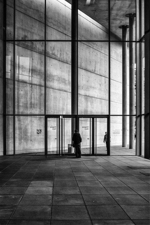 onlypicturepoetry:entrance hall designphotography + © Christof Keßemeier