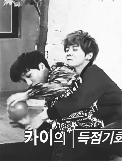 dazzlingkai:  lukai getting cozy with each other 
