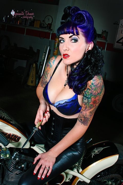 XXX Alternative Pinups photo