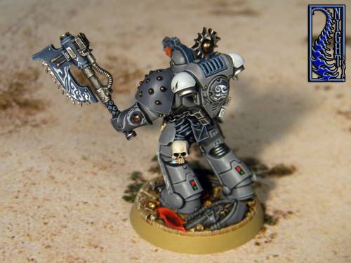 The Carcharodon Primaris Lieutenant. I planned to keep this miniature for myself, since all my previ