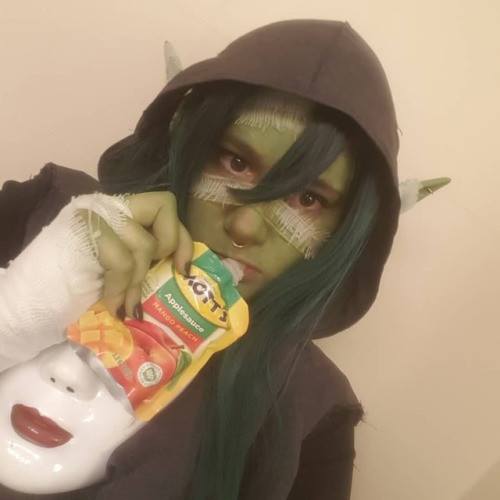 M̶o̶t̶t̶'̶s̶ Nott’s Applesauce. #criticalrole #mightynein #nottthebravehttps://www.instagram