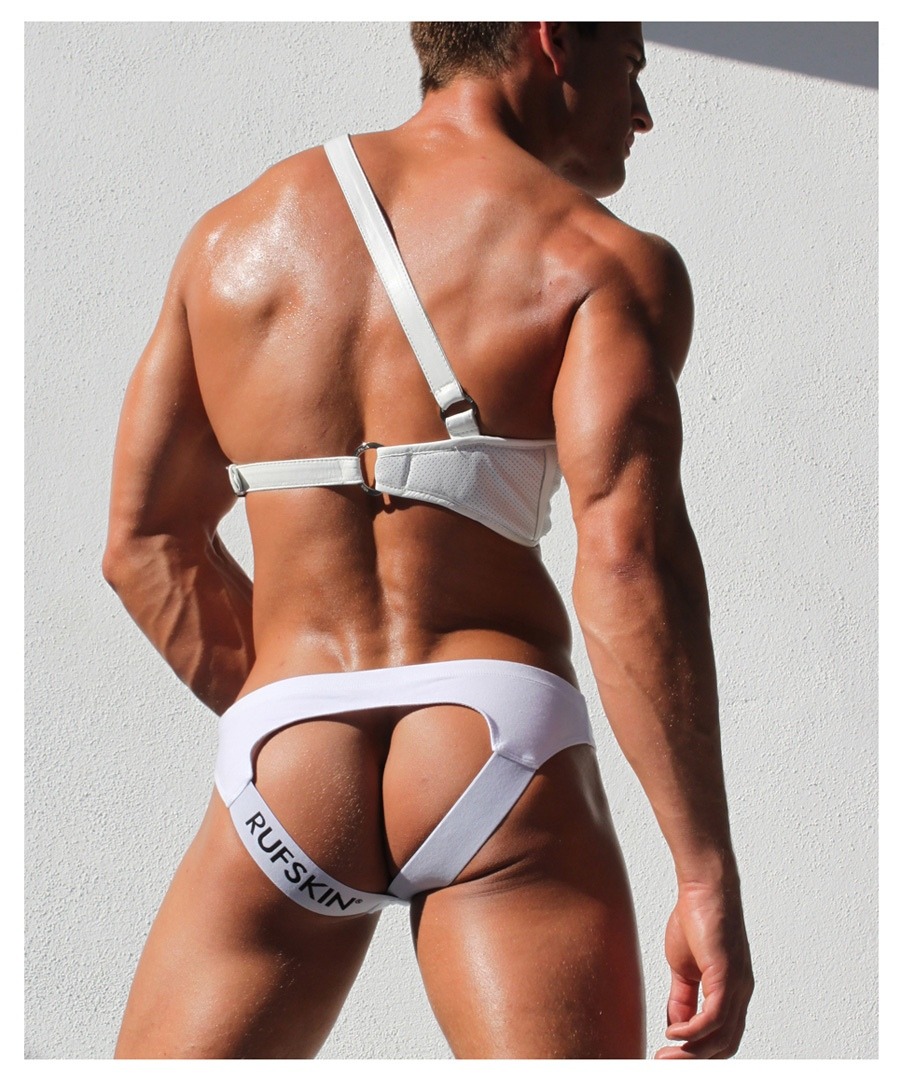 mansexfashion:  Man+Sex=Fashion Enjoy on Facebook 