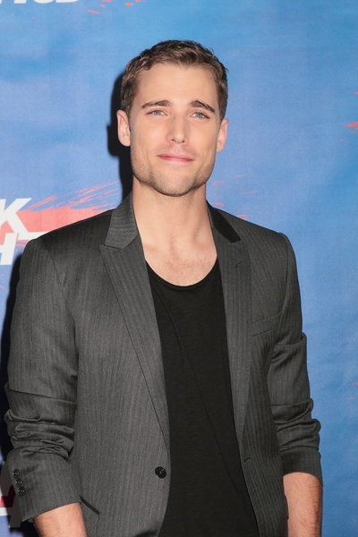 hunngup:   He is just too cute!   Dustin Mulligan