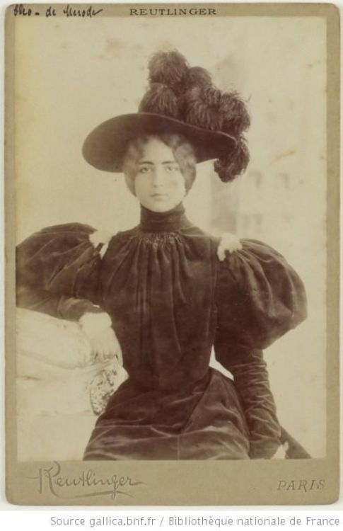 fashionologyextraordinaire:Cléo de Mérode - actress, dancer and fashion iconca. 1895 