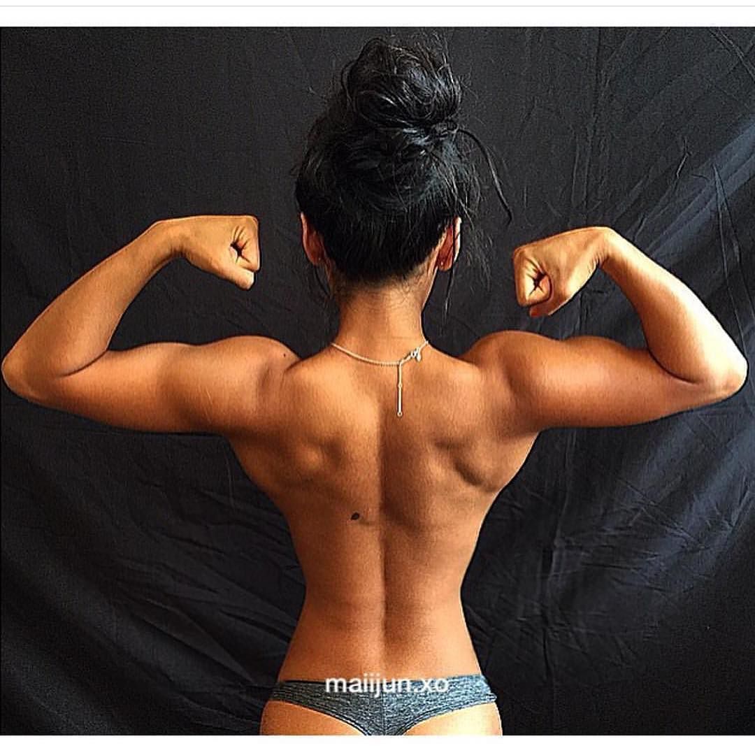 hiddensky:  Your body is a reflection of your lifestyle. Awesome body by @maiijun.xo