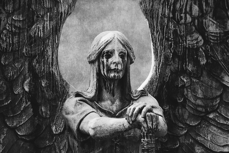 himmelgrauart:  The Haserot Angel: Lake View Cemetery, Cleveland.