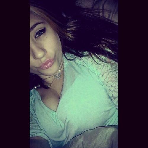 bbcaddictedwife:  That’s her btw. What do you think?
