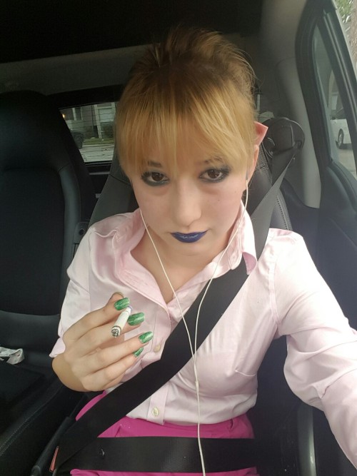 Porn stevita:  look at my spoopy new lipstick photos