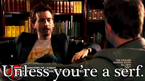 davidtennantssideburns:  David Tennant explains the living situation in England to American audiences.  