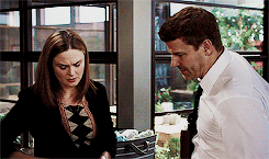 drtemperancebrennans: little booth and brennan things → always in sync