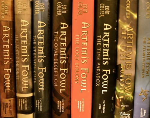 lesfantasmagories:January } Book Photo Challenge.Day 3. Childhood favourite.
