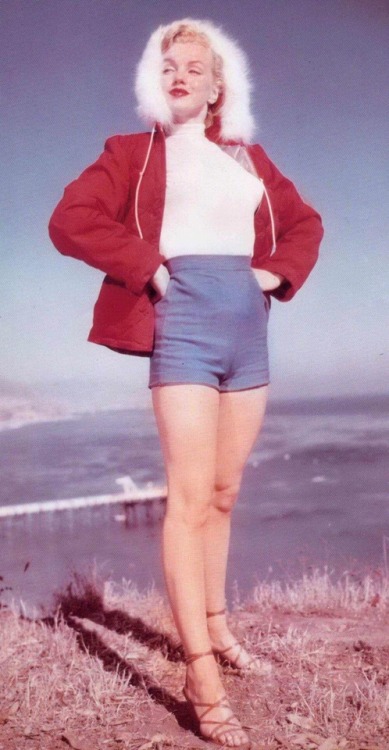 Marilyn Monroe photographed near Paradise Cove, Malibu by JR Eyerman circa 1952.