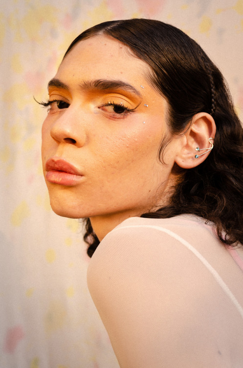 chernite-ochi:so glad i just did my first make up campaign <333