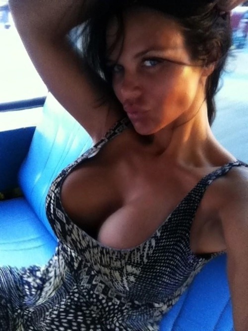 Cleavage Lover