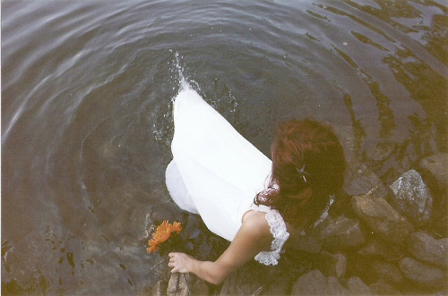 englishsnow:  by lemonblond 