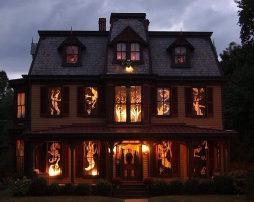 I FOUND MY HALLOWEEN PROJECT FOR THIS YEAR