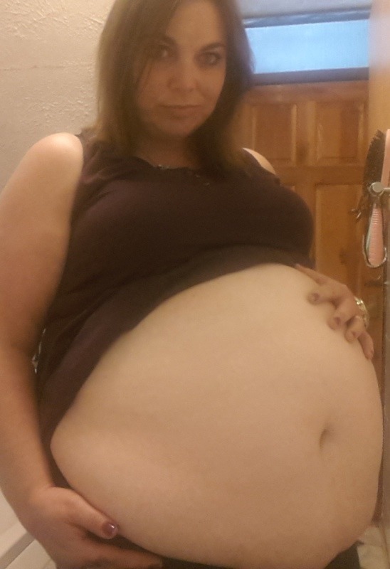 tonytl27:  &ldquo;Softly&rdquo; on Fantasy Feeder!! She’s getting huge