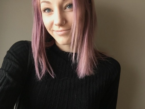 Porn Pics ialienslut:  kinda missin my purple hair