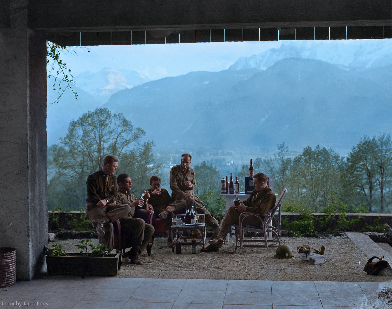   Major Richard Winters, Captain Lewis Nixon, and other officers of Easy Company