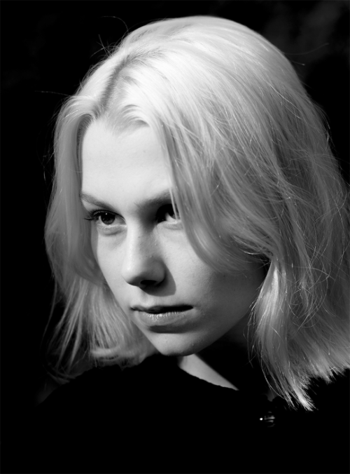 gayrue:PHOEBE BRIDGERS photographed by Frank Ockenfels