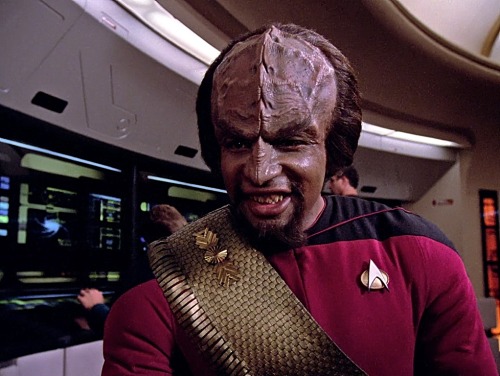 wilwheaton:  A Klingon Targ! From home! From