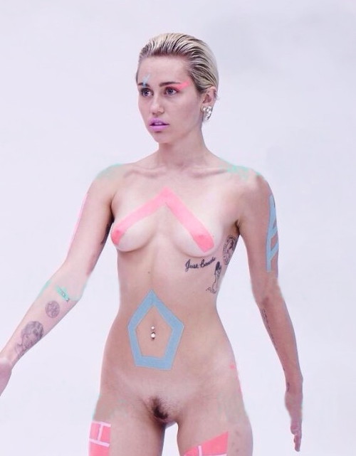 XXX : Miley Cyrus - Paper Magazine *Outtake* photo