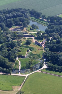 architectureofdoom:  Waterliniemuseum Fort